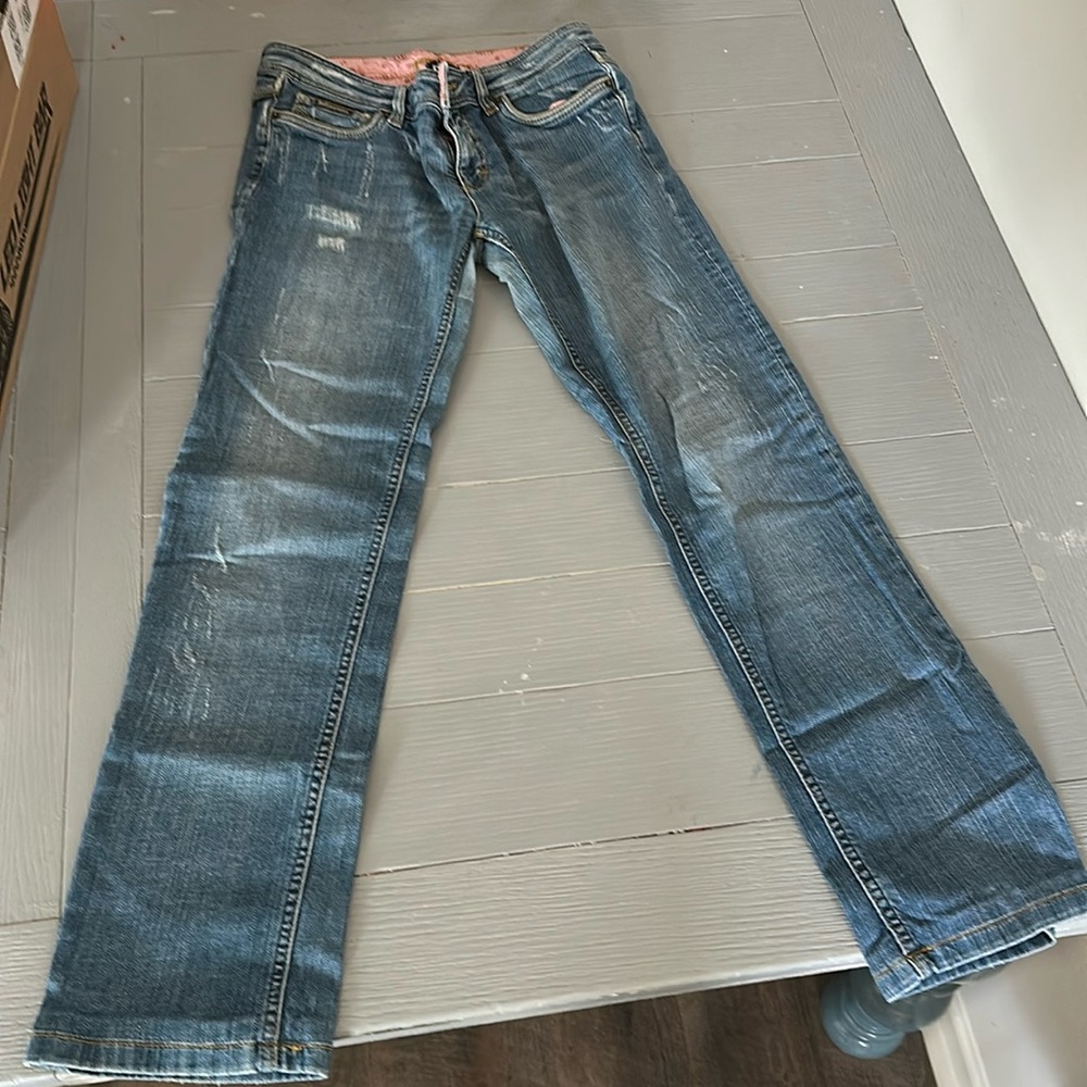 D&G straight let woman’s jeans